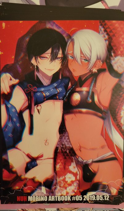 2019年の和風下着本のポスカも出てきたw懐かしい…… 