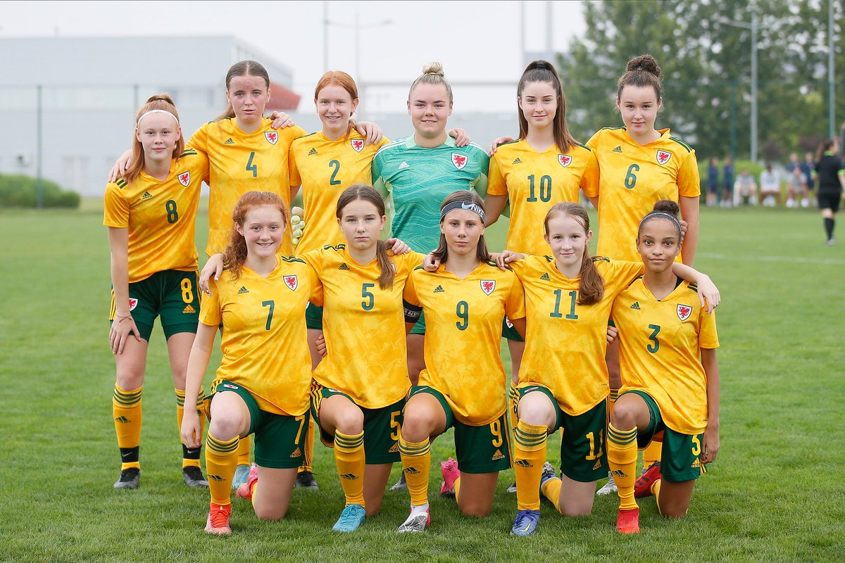 Cymru's tweet photo. 🇲🇰3-4🏴󠁧󠁢󠁷󠁬󠁳󠁿

Llongyfarchiadau to our U15 Girls who start the UEFA Development Tournament with a win against North Macedonia. 

⚽V Jones, A Griffiths, S Jones and E Holt

#BeFootball | #TogetherStronger https://t.co/XLiYzN6bf4