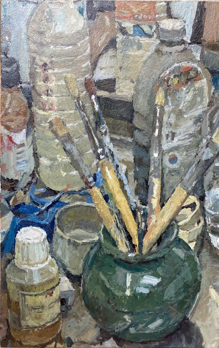 Turps, brushes & elastic bands
#paintingfromlife #observation #turps #brushes #stilllife #stilllifepainting #rustins