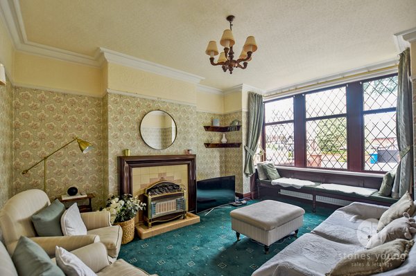 stonesyoung_'s tweet photo. Fancy a renovation project? This property in Pleasington offers a fantastic opportunity to create your dream home 😍🏡
https://t.co/3o2Vdxoarn
#renovationproject #homerenovation #hugepotential #pleasington #claremont #stonesyoung https://t.co/sFw601VOPm