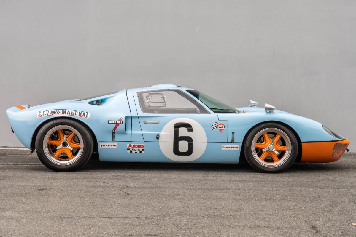 HillbankUSA's tweet photo. A Gulf Liveried GT40 won the 24 hours of Le Mans in 1968 and 1969, cementing the sports car's place. Learn More https://t.co/vR8nxp6gRL
#gt40 #gulfgt40 #gulf #exoticcar #performancecar #legendarycar #gt40forsale #superformance #60scar #fordpowered https://t.co/P4gyJq0eyM