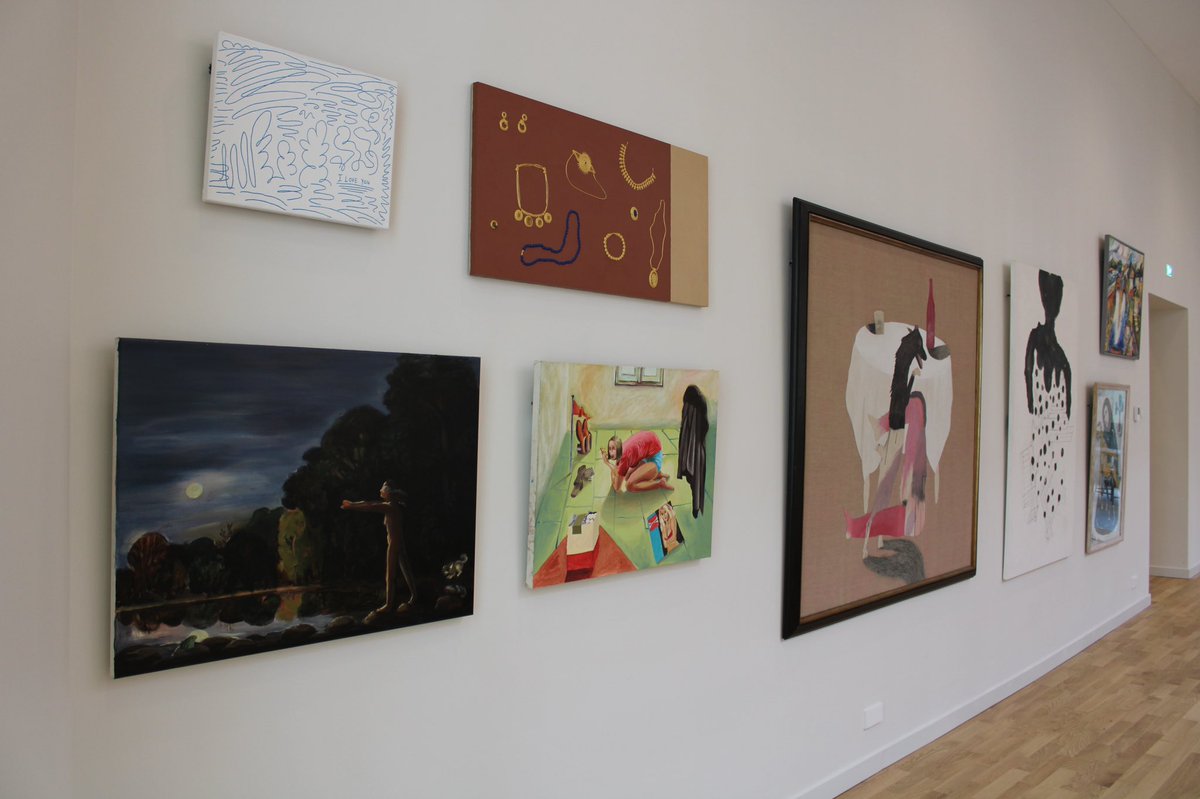 MuseumArnhem's tweet photo. Ter herinnering aan Liesbeth Brandt Corstius is er speciaal een selectie kunstwerken te zien die ze voor het museum heeft verworven. Bekijk de werken op de eerste verdieping in de koepel. #kunst #aankopen #liesbethbrandtcorstius #museumarnhem https://t.co/5puxOoGDib
