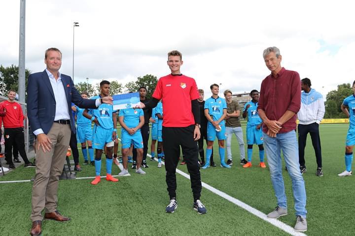 Wat heb ik genoten van de afgelopen drie jaar als Hfd. Voetbalz. bij <a href="/JeugdONS/">ONSSneekJeugd</a>! Mooi dat ik de kans heb gekregen om mij te ontwikkelen in deze functie en trots op wat we met elkaar hebben bereikt. 

Nu vol energie verder als Bestuurslid Technische Zaken! 
onssneek.nl/wp/terugblik-d…