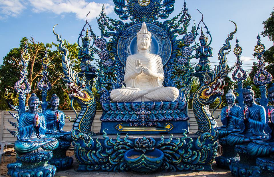 RandomAsia's tweet photo. Wat Rong Suea Ten is amazing temple in Chiang Rai 🙏📷✨⭐️🙏🌿🌄 3 days 2 nights only 1,498 Baht
More details: https://t.co/0ueYAVGJmC
#randomtravelasia #thailand #relax #blessing #เชียงราย
#temple #ChiangRai #Watrongsueaten #bluetemple https://t.co/CguKkFjZlP