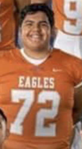 CoachRoiz5's tweet photo. That smile when you know Winn is going to fuck y’all up this year https://t.co/wya3P7RA83