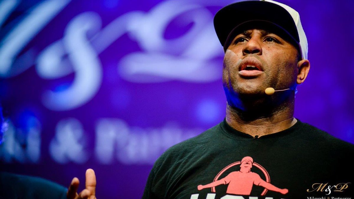 AreteReviews's tweet photo. The most important thing is this - to be able at any moment, to sacrifice what you are for what you will become.
-Eric Thomas https://t.co/xJKm4lksaO