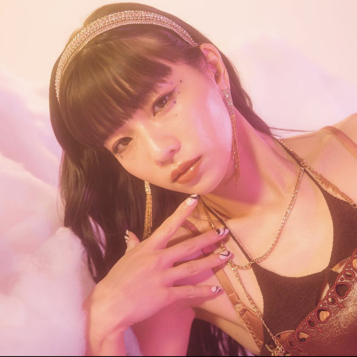 OtchanNo's tweet photo. #FAKY
#Hina
Instagramより。
#ChocoFudge のアー写
https://t.co/2wvWeIEyva
My Artworks
https://t.co/H2g2Xx4HNo
#まいにち抹茶アート
813日目 https://t.co/3riQ5DZq3x