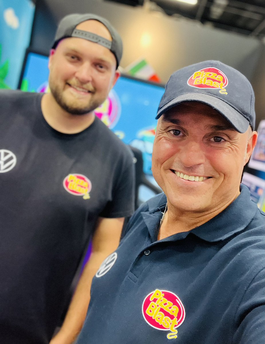 serkan_yuecebas's tweet photo. VISIT US IN HALL 10! 🤩🕹🎮👍🏻🥰❤️
Tomorrow with our nice @SpotShot Pizza Challenge 🤩🔥🍕

Stay tuned…

Cheers &amp; GAME ON!

#gamescom #gamescom2022 #seriousgames #pizzablast #pizzalovw #gamification #gaming #funtheory #id3 #id4 #ebikecargo #volkswagen #recarogaming #SpotShot #if2 https://t.co/lkqD70Zdb4