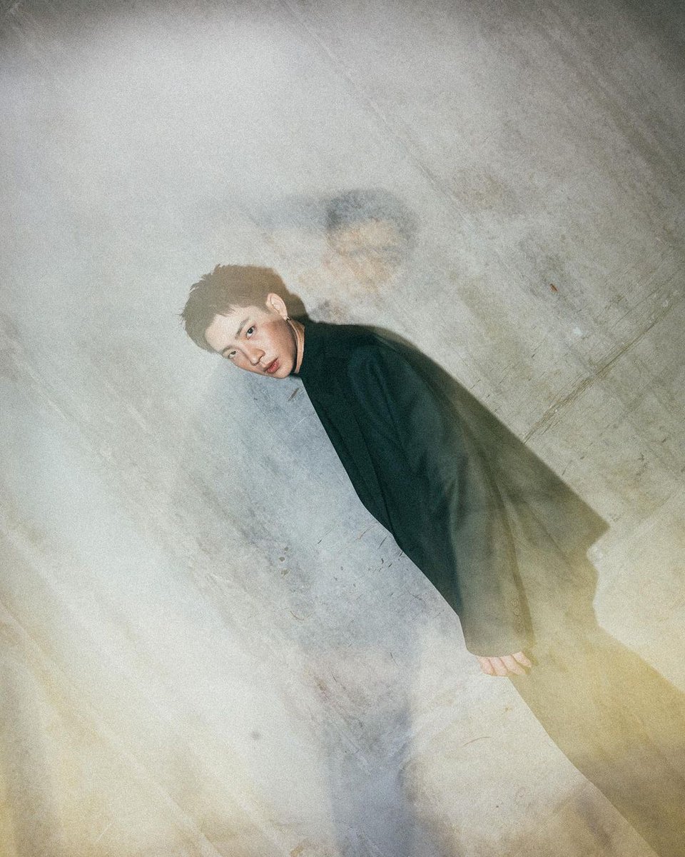 OGforevs's tweet image. he's so fine