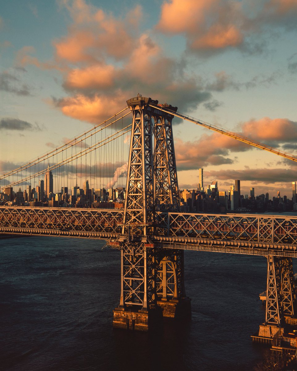 ryanmillier's tweet photo. Gm from New York City 🌆 https://t.co/V9Bmnz27FP