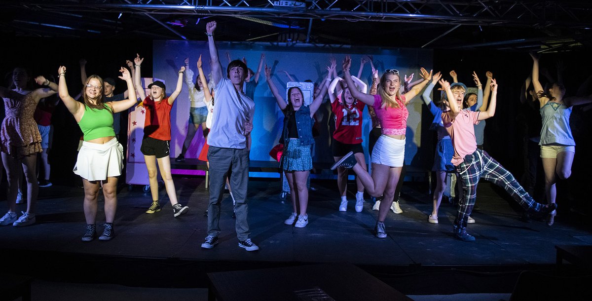 pace_yt's tweet photo. HIGH SCHOOL MUSICAL 2 (age 12+)

"I need something inspiring to help me get along,
I need a little fabulous is that so wrong?"

📸Jade Campbell

#pacefest #summerfest #pace
#youththeatrescotland #renfrewshireactivities #ys2022 https://t.co/4F02XnFCdY