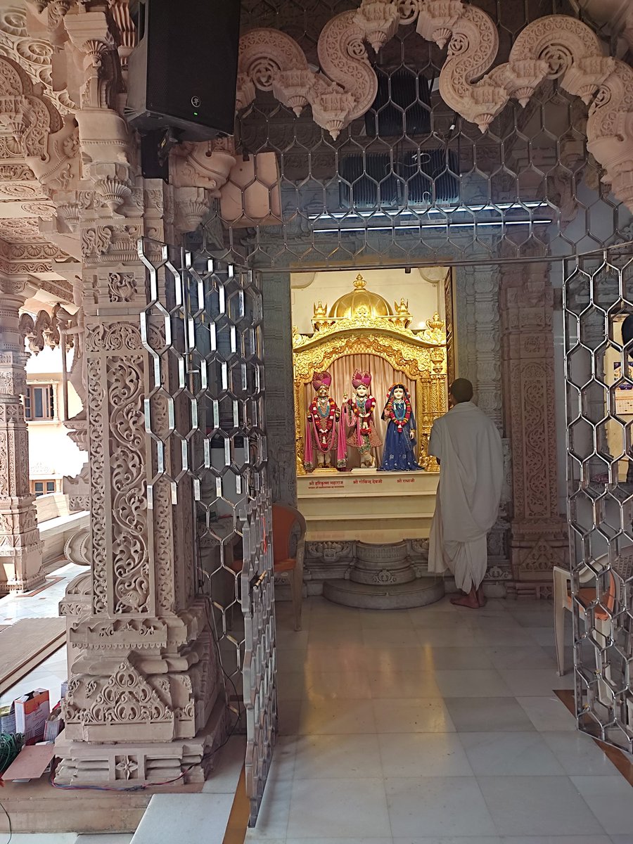 Rao_sahab_D_S7's tweet photo. ,,,,,, #Akshardham_temple provides a real glimpse of Indian architecture, cultural heritage, and sculptures of Hindu gods to the visitors. It is located in the Vaishali Nagar, Jaipur.
#Must_Visit
#Akshardham
#Narayan #JaiShreeRam

@my_rajasthan
@RajasthanBeats

/2 https://t.co/2CizusiOqs