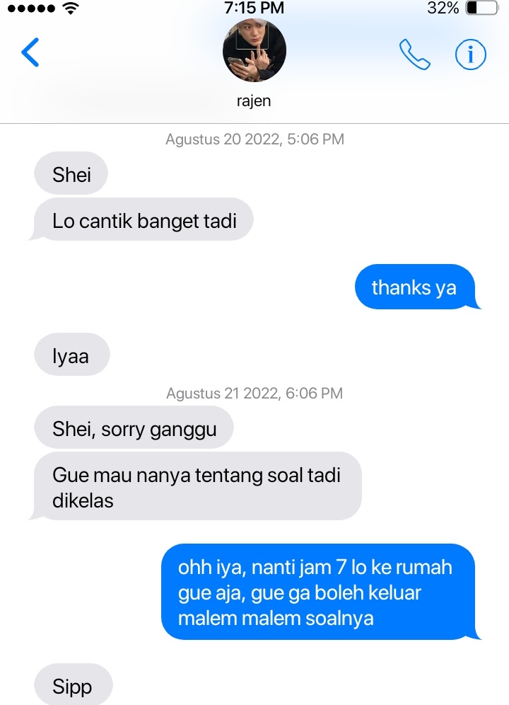 vgloriies's tweet photo. "chat elit, ngajak balikan sulit"

Lee jeno twotweet au.
© vgloriies https://t.co/Egd54oU3bN