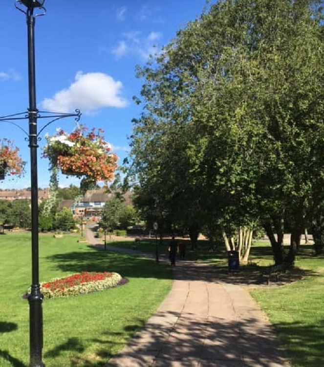 CorbyClean's tweet image. It’s lovely to be able to enjoy our local parks during the Summer months, but no one wants to look at litter on their walk! 
Please take picnic rubbish home with you or find a bin so we can all enjoy it for the rest of the Summer 👍💚
#corbyparks #summertime #corbyclean