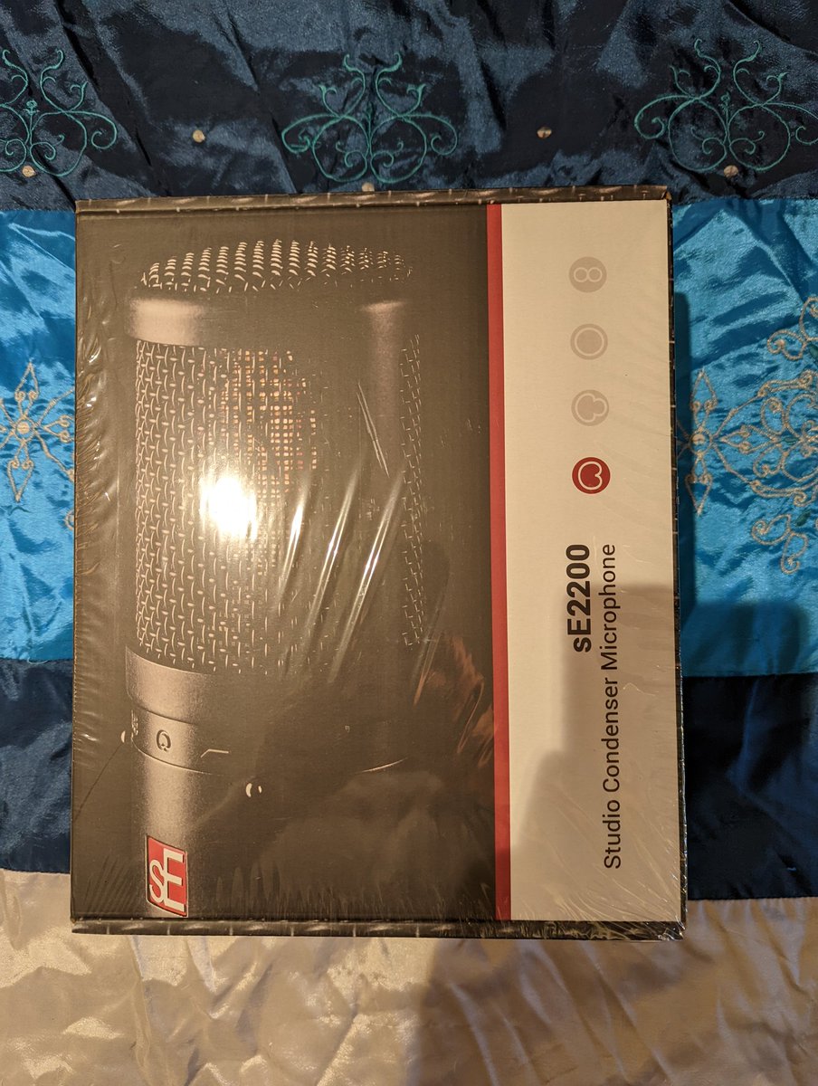 MDJohnsonCre8's tweet photo. First mic upgrade from my AT2020. Noticeable difference in quality and dynamic range. Very happy with my purchase :D

#voiceactor #voiceacting #voiceartist #voiceovers #mdjohnsoncreative https://t.co/lZOtOf3YyP