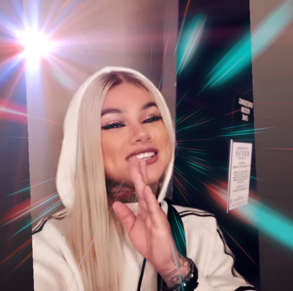 plancarte307's tweet photo. Sheβs the light in the darkness for many of us. β¨π«
@SnowThaProduct
#snowthaproduct
#snowwhitetheproduct #femalerapper #independantartist #womanceo #woke #vibehigher #lareina #lareinadelflow #thegoat #papisnow #thequeenisking #rapper #singer #everydaydays #michoacana https://t.co/XtKMdG4uEL