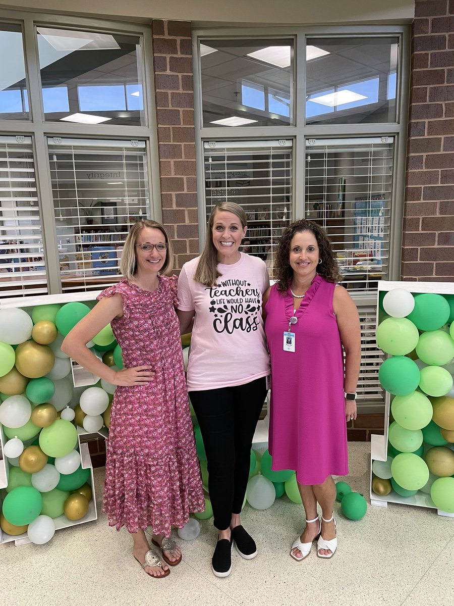 On Wednesdays, we wear pink <a href="/RCESLex1/">Rocky Creek Elem.</a>.  #iammysisterskeeper #fightlikeagirl #oneRCE #CreekSquad