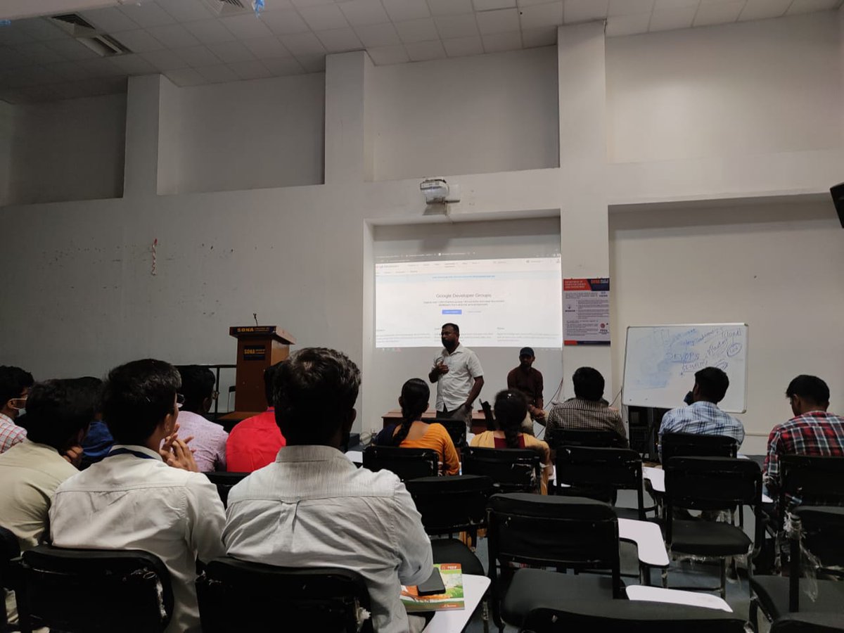 gdg_salem's tweet photo. Android Study Jam Started!!!
Day 1 - 23/08/2022
Android Study Jam by GDG Salem
@gdg_salem
#GDG
@i18nsolutions
#androidstudyjams https://t.co/Xr7oBL8aeB
