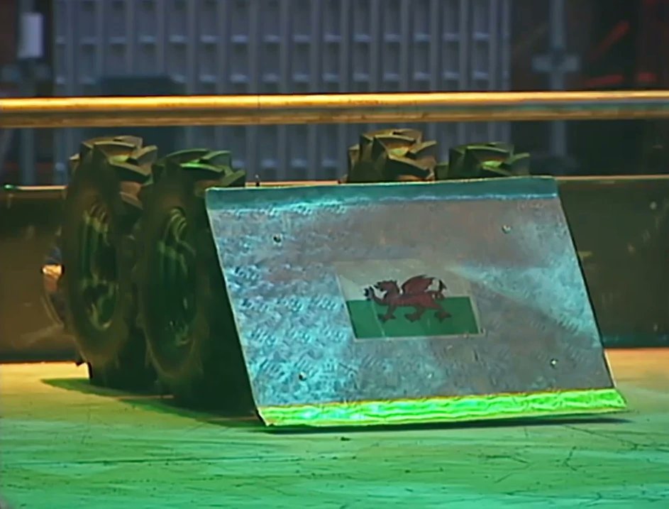 robot-wars-history-on-twitter-the-general-in-series-3-and-series-8