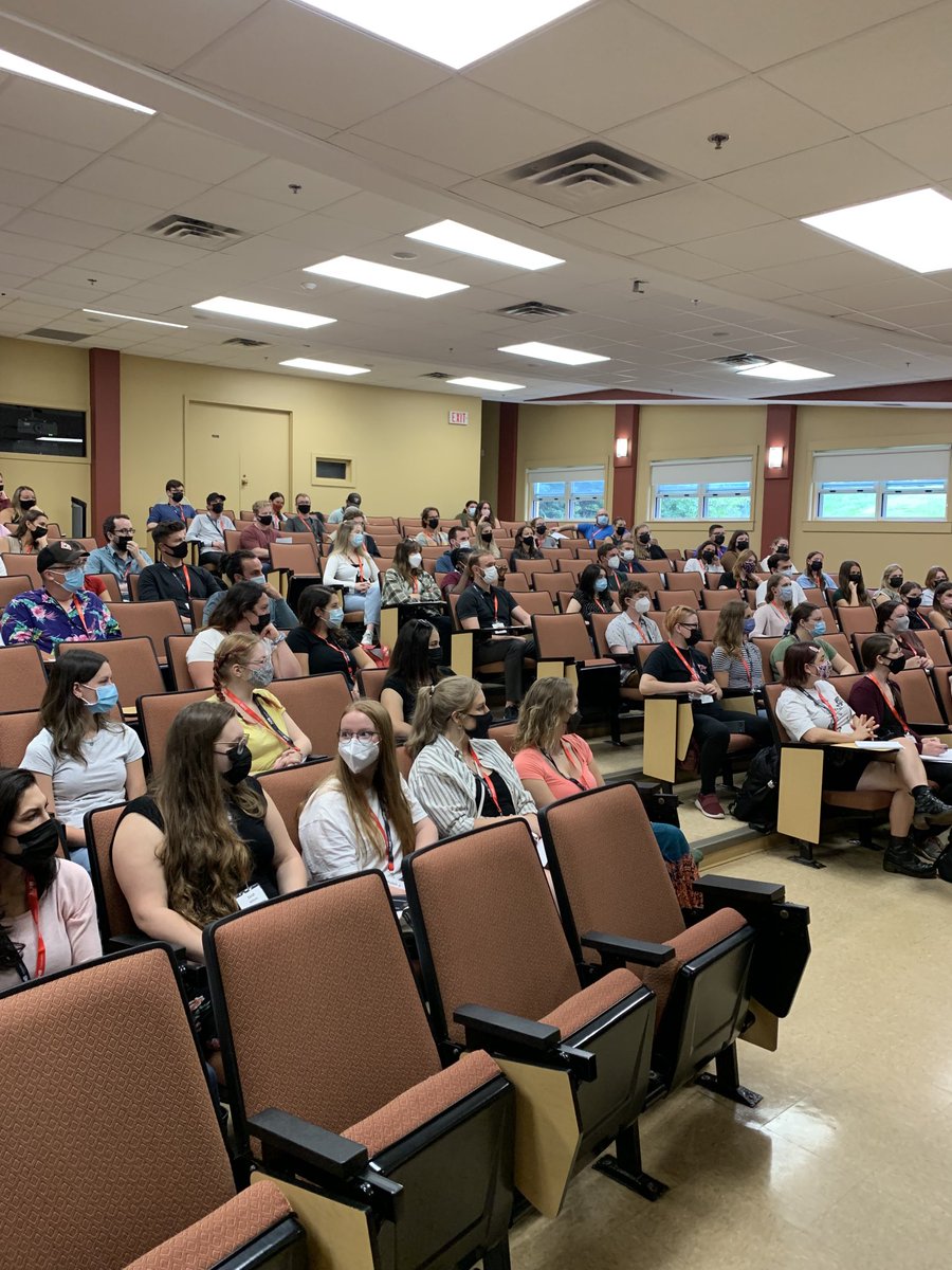 motherofjasper's tweet photo. ⁦@UNBFFacultyofEd⁩ welcomes the 2022-23 cohort! #orientation #greateducatorsstarthere ⁦@UNBFredericton⁩  Thanks #tessallen and faculty / staff for wise words #day1 #beginnings https://t.co/0HrtU0WODN