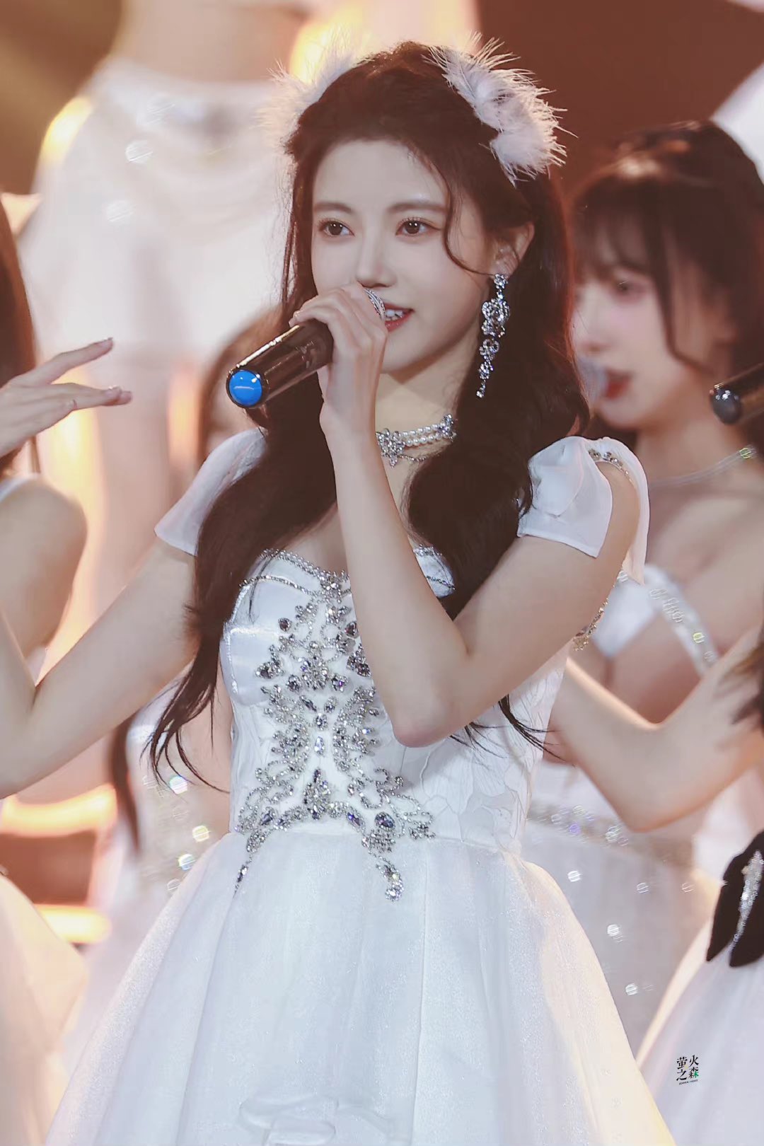 sun zhenni pics on X: sun zhenni pics on X:
