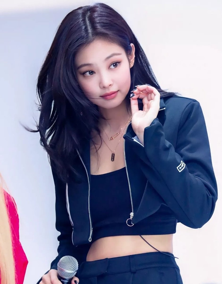 jennie kim is the prettiest woman