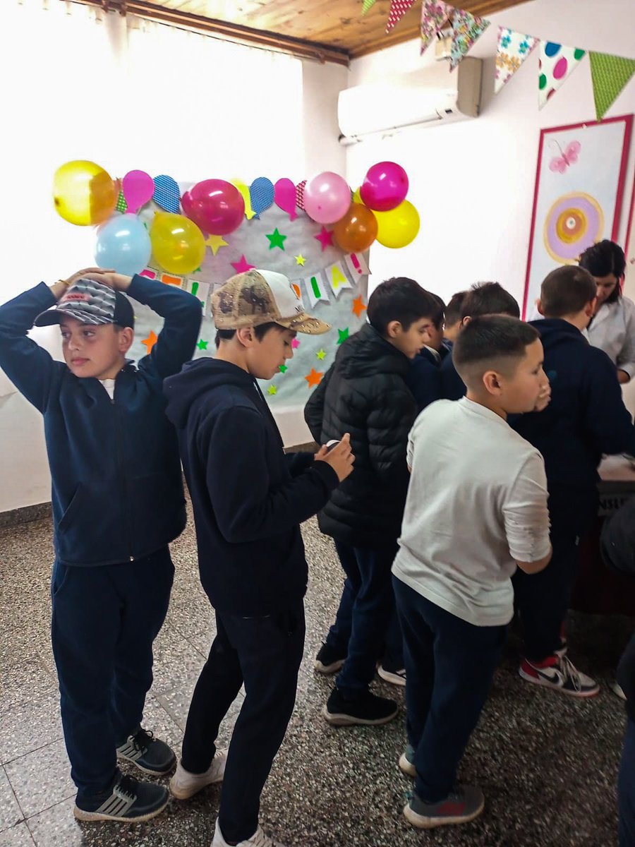 RedesIjmeFray's tweet photo. #FRAY Ayer 23 de agosto fue el cumpleaños de la Escuela Especial N° 501. 
Los alumnos de 6° A estuvieron presentes, compartiendo actividades. 
¡FELIZ CUMPLE,  ESCUELA ESPECIAL! ❤️❤️❤️ https://t.co/GNQtUN0JuC