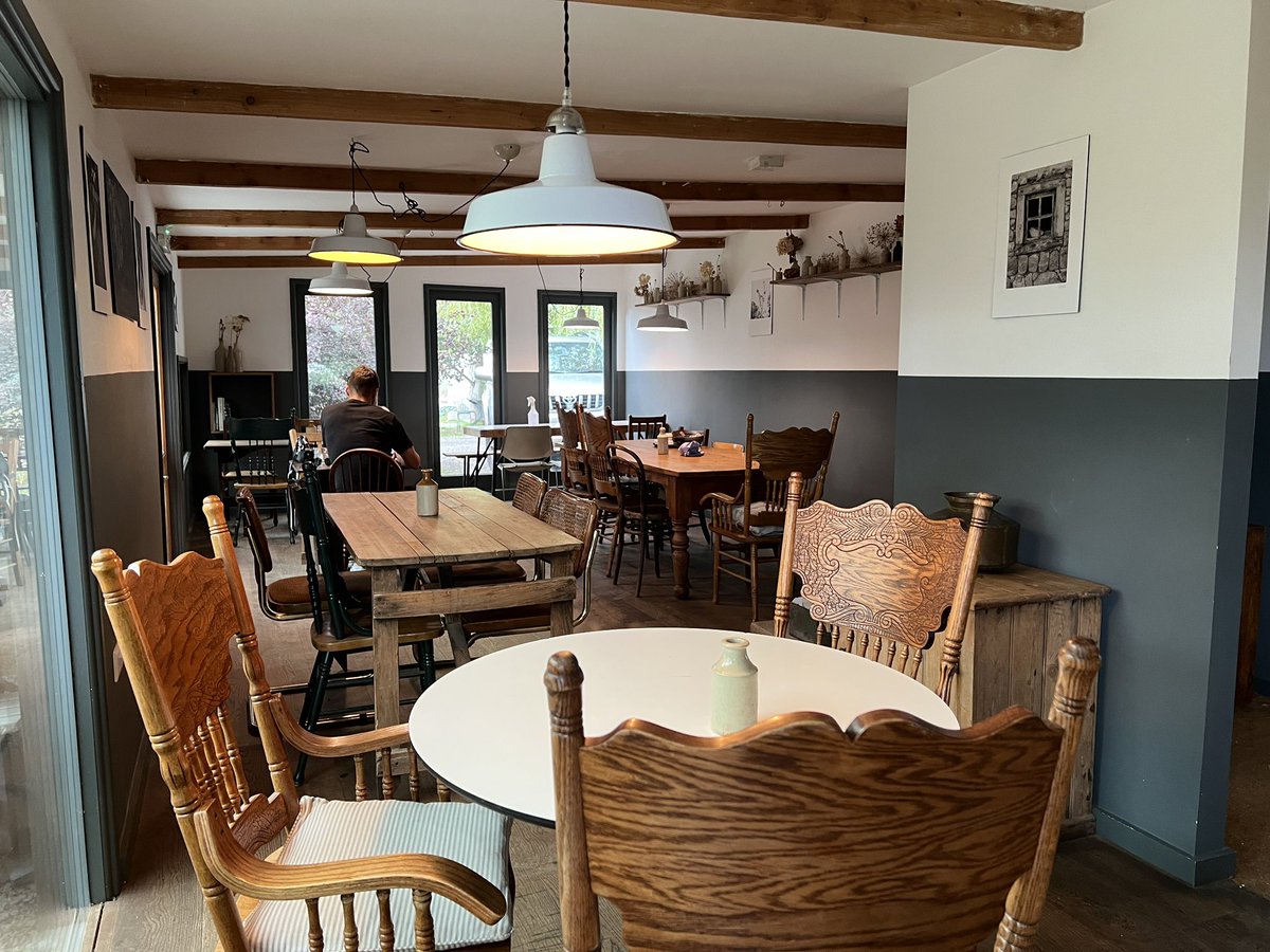 CraigStoneUK's tweet photo. Another new visit this week, and this time to this little hidden gem called the #whitepostcafe. 

I’ve not been here before, absolute faultless. 

My lamb burger was delicious 😋 https://t.co/Hil9Rbm7nA