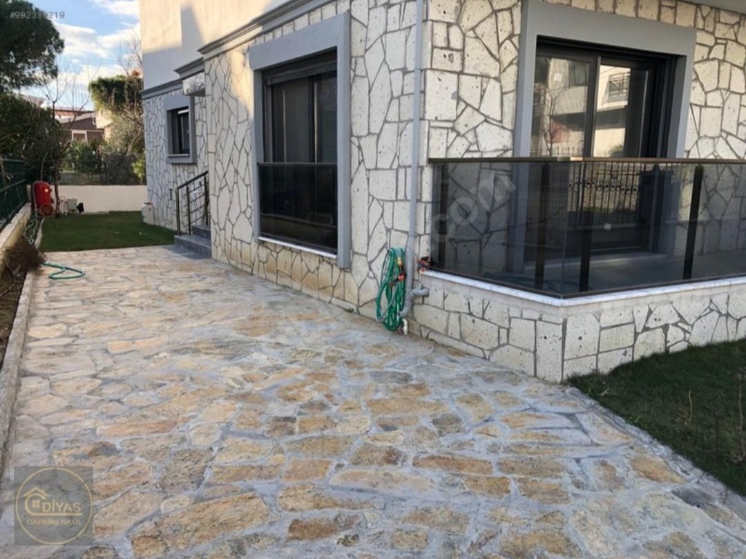 DM3737's tweet photo. Diyas Gayrimenkul 
05425075237

Urla Çamlıçay Mahallesi Satılık Müstakil Villa 

#satılık #urla #kiralık #izmir #ev #villa https://t.co/O07vPC4bZq