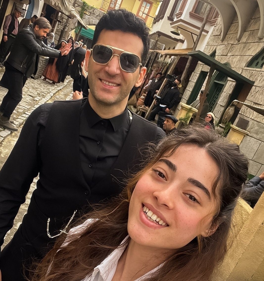 For me #Aziz was #AzEf, one of the most beautiful love stories, with heart and soul, that took all of our hearts in storm, an unforgettable love 💘 
#MuratYıldırım #SimayBarlas