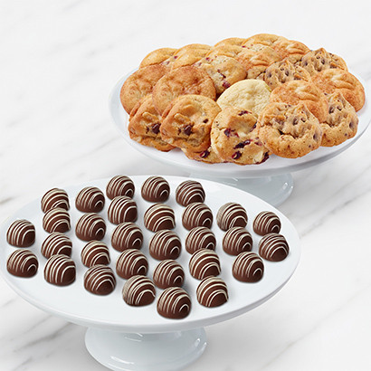 SI_edible's tweet photo. On Sale Now!
Signature Sweets Bundle 🍏🍫🍪

#statenisland #delivery #fruit #healthytreats #gift #baby #birthday #anniversary #cookies #brownie #ediblearrangements #love #flowers #cupcakes #getwellsoon #emoji #cheesecake #bff #summer #bbq #gamedaygifts https://t.co/WATkMQSWiY