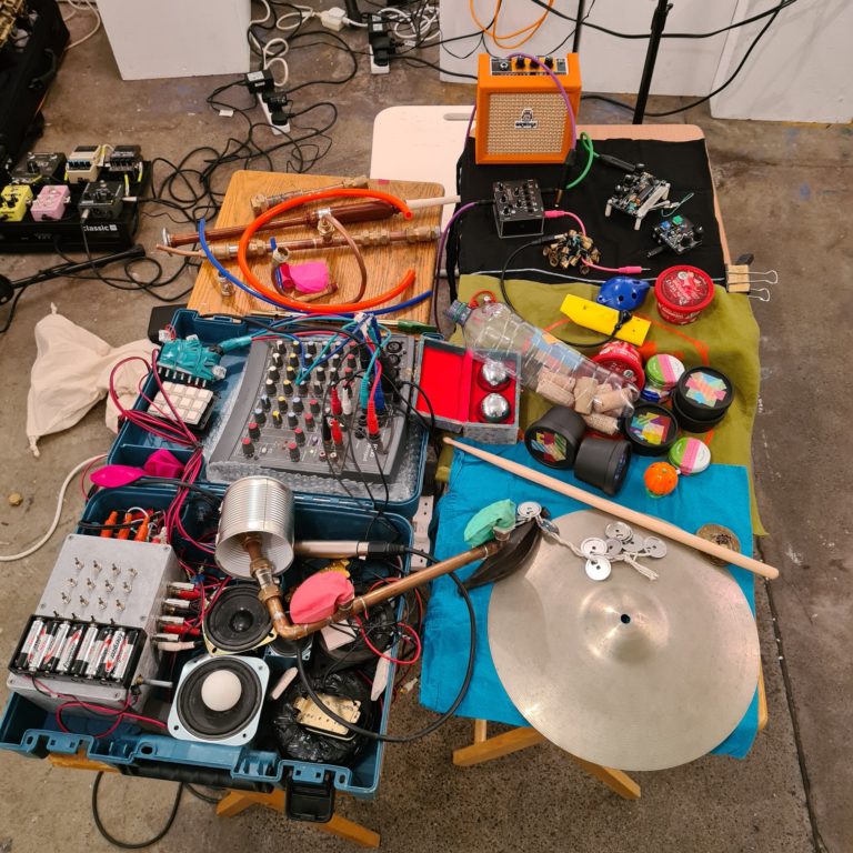 Really looking forward to my next <a href="/hundredyearsgal/">HundredYearsGallery</a>   .  gig on Friday Sept 9 with <a href="/JohnBisset18/">John Bisset</a> @cathrobots <a href="/SamAndreae/">Sam Andreae</a>  hundredyearsgallery.co.uk/music-bisset-d…