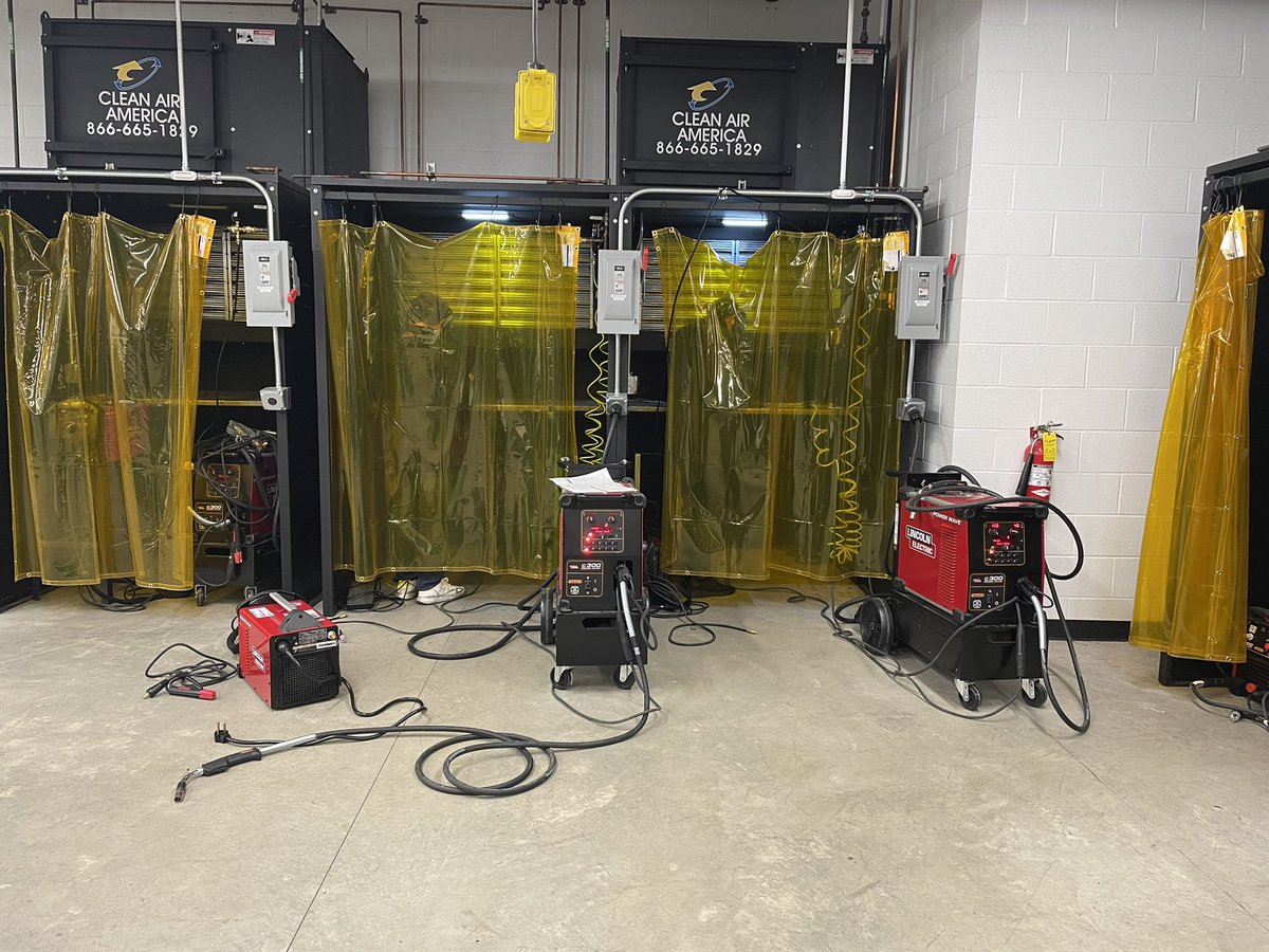 AgWithMissLee's tweet photo. It’s feels good to be back! Ag Structure students are hitting the ground running with their @NC3partners certifications!  @LincolnElectric https://t.co/BbDDXppBUW