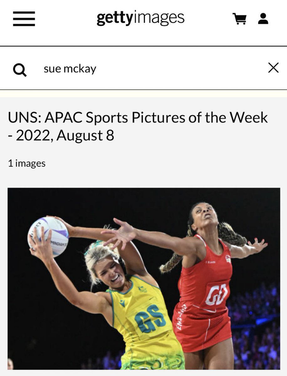 This image of Gretel Bueta of the Diamonds and Stacey Francis-Bayman of the Roses was chosen as part of @GettyImages APAC Sports Pictures of the Week - 2022, August 8.
#PictureOfTheWeek
@GettySport   
@NetballAust  
@EnglandNetball  
#SportsPhotography 
#KickItToMe 
@UKNikon