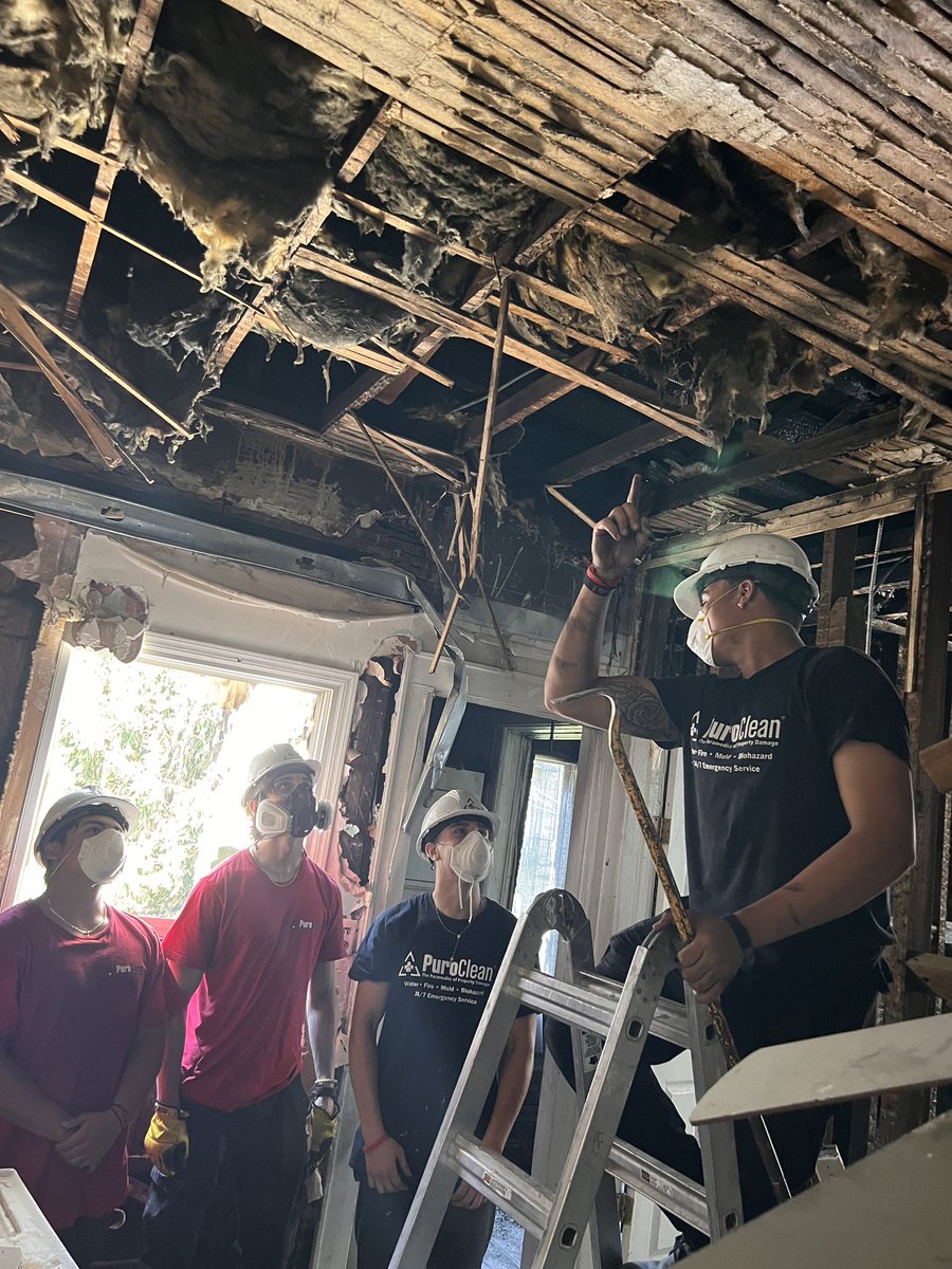 PCHoboken's tweet photo. Meet Sean Fleites as he guides the technicians through a Fire Job and explains how insulation and plastic are removed. The strength of each member is what makes a team!  #PuroCleanHoboken #PCHoboken #PuroClean #NJ #HudsonCounty #RestorationServices #damage https://t.co/Rsh40i4Wae