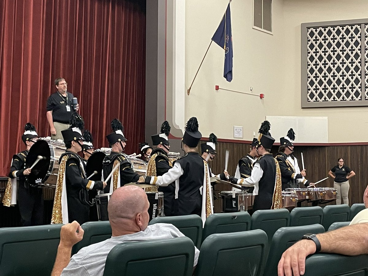 principalwerner's tweet photo. What an awesome way to kick off the 22-23 school year! The KO Marching Band performed for the KOSD staffulty, and the KO football seniors recognized their favorite teachers! #BacktoKO #koproud 💛🖤 https://t.co/SiPMIyApD7