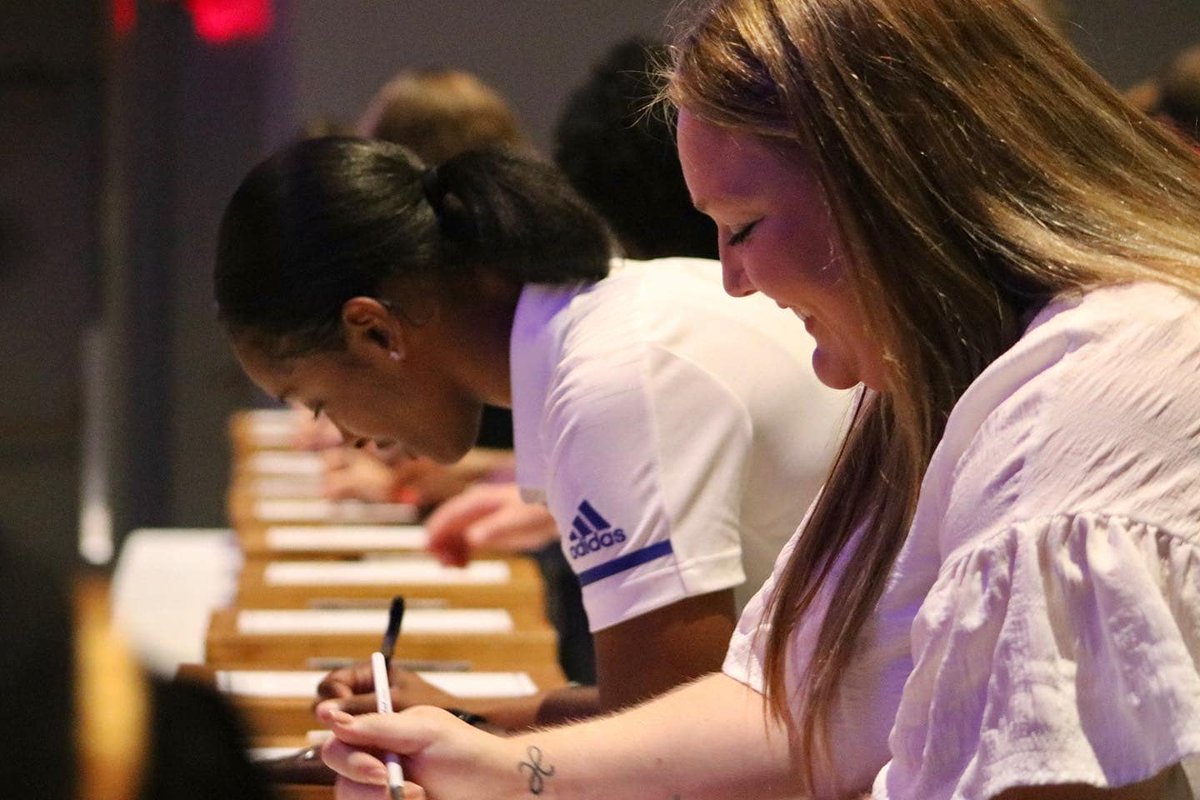 presbycollege's tweet image. We celebrated the beginning of our Academic Year with Opening Convocation. As President vandenBerg said this morning, “let’s make this the best one yet!”Have a great year Blue Hose! presby.edu/about/2022/08/…
 #GoBlueHose #OnOnPC