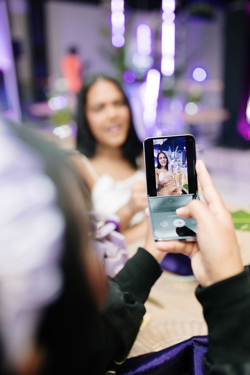 SamsungMobileSA's tweet image. Scenes at our Creator's Lounge with next-level content creators as they #FlexToCreate with the #GalaxyZFlip4 &amp;amp; #GalaxyZFold4 💜