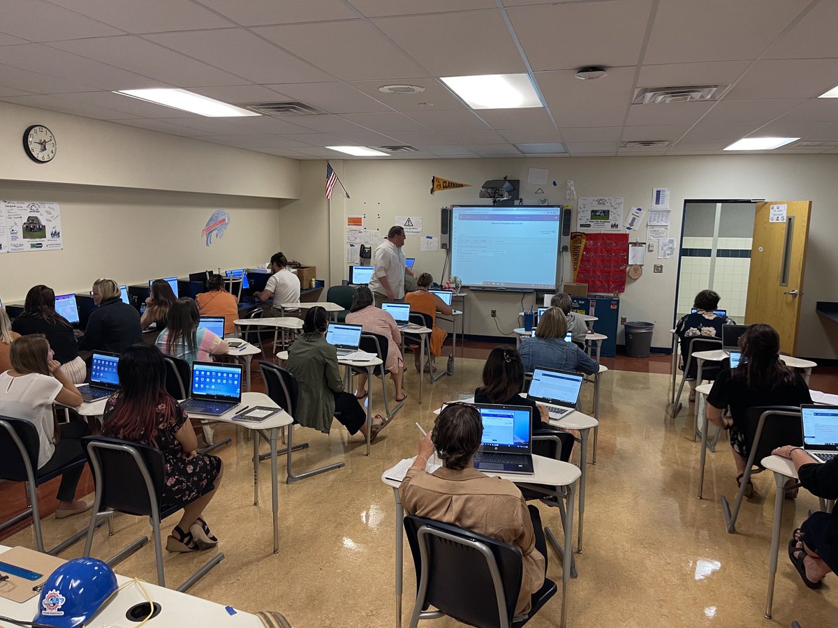 Elizabeth Brown tweet media