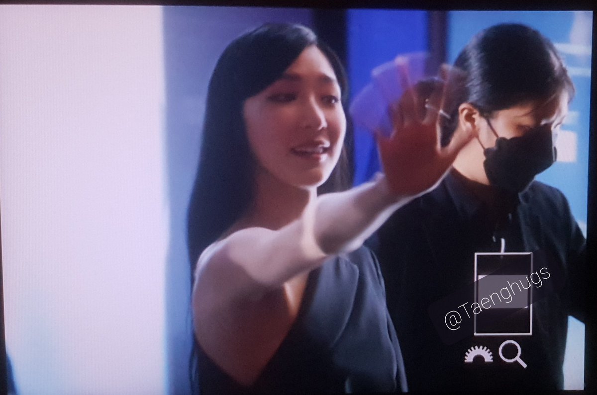 Taenghugs's tweet photo. 220824 Tiffany @ Lancome Beauty Flagship store in Singapore

 #StrongisTheNewYoung #TiffanyYoung #Tiffany #SNSD #girlsgeneration #티파니 #소녀시대 https://t.co/Q59ySM530s https://t.co/6crzwOVSEm