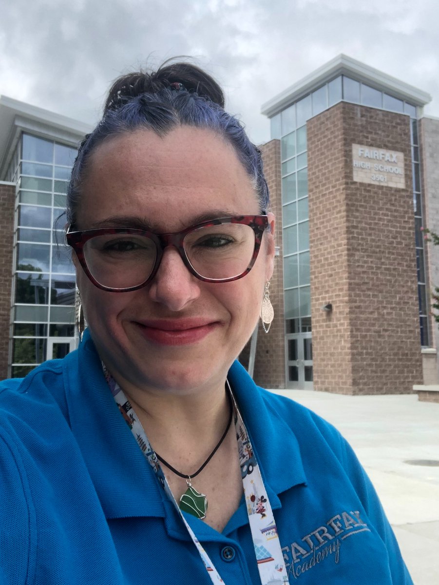 Hellos, I am Ms. Orr, your new Career Experience Specialist with Fairfax Academy!  If you see me in the hall please say hello! I look forward to getting to know all of you this year #newschoolyear #careercalling #careerexperience #fairfaxacademy