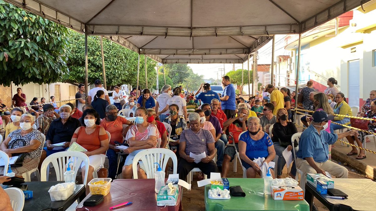 marcelloadb's tweet photo. Quarta-feira começou com sabor de vitória e esperança pra mais de 200 pessoas em Açailândia. 2º dia de mutirão cirúrgico no município. 

Hoje mais 200 pessoas devem se submeter à cirurgia de catarata. #AquiOtrabalhoNãoPara #SES #emserh #saudemaranha #saude https://t.co/zqo5veUtRs