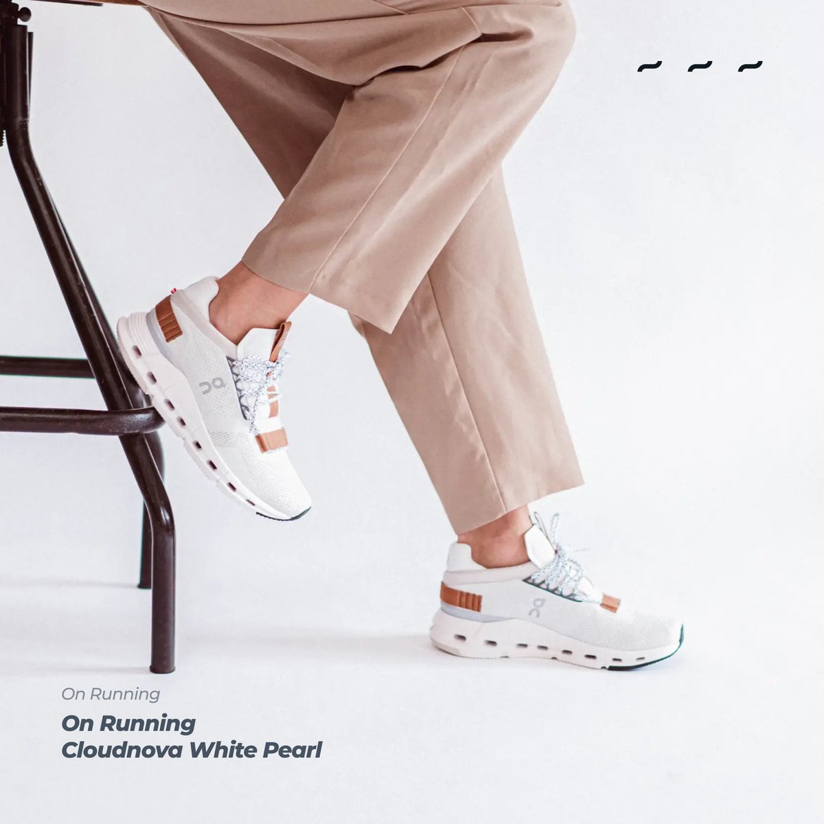theonvog's tweet photo. Launch into running with next-level cushioning
On Running Cloudnova White Pearl
SKU: 18.99685 - 18.99682
#onrunning #cloudnova #runningcloudnova #running #runningsneaker #runningsneakers #runningshoes #Shoes #Sneakers #Sneaker #Style #Fashion #Streetwear #اون-رانينغ #رانينغ https://t.co/GSDb8uBl1A