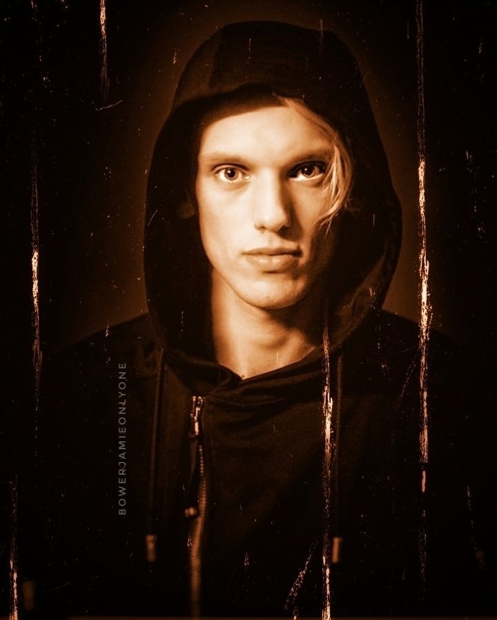 maye_crepusculo's tweet photo. 🩸New Post ...🖤🕷Jamie🤍#artdigitaljamiebower##bowerjamiecampbell #bowerjamie😇 #bowerjamieasjace #jamiecambellbower #bowerjamieasjace #jamiecambellbower #somewhereintheshadows #vecna https://t.co/g8Vf4AwZlx