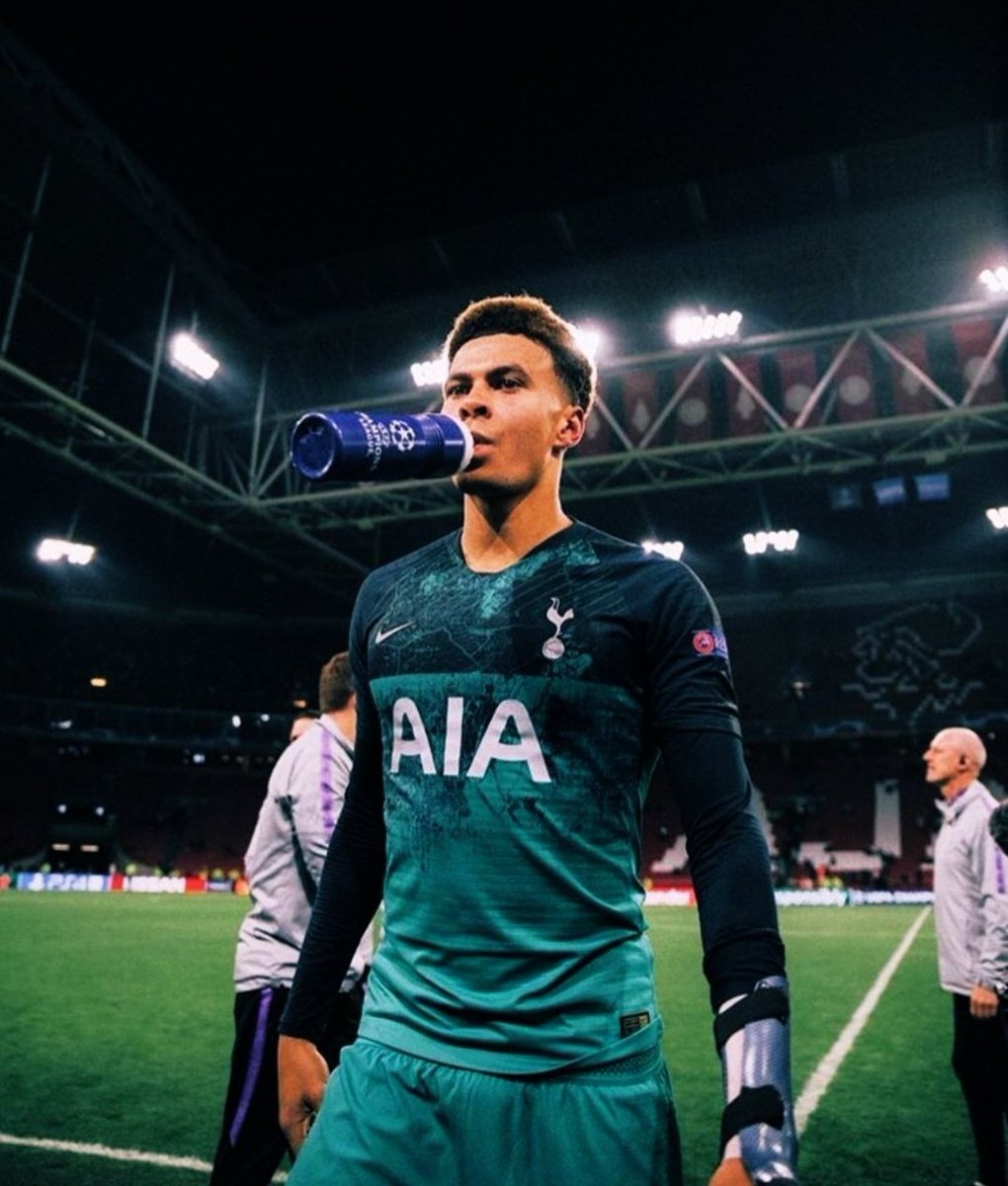 reyisoloji's tweet photo. Dele Alli'yi Türkiye'ye Beşiktaş'tan başka hiçbir kulüp getiremezdi.. bu büyüklük karşısında dilim tutulmaya başladı https://t.co/fr5xyDVTU8