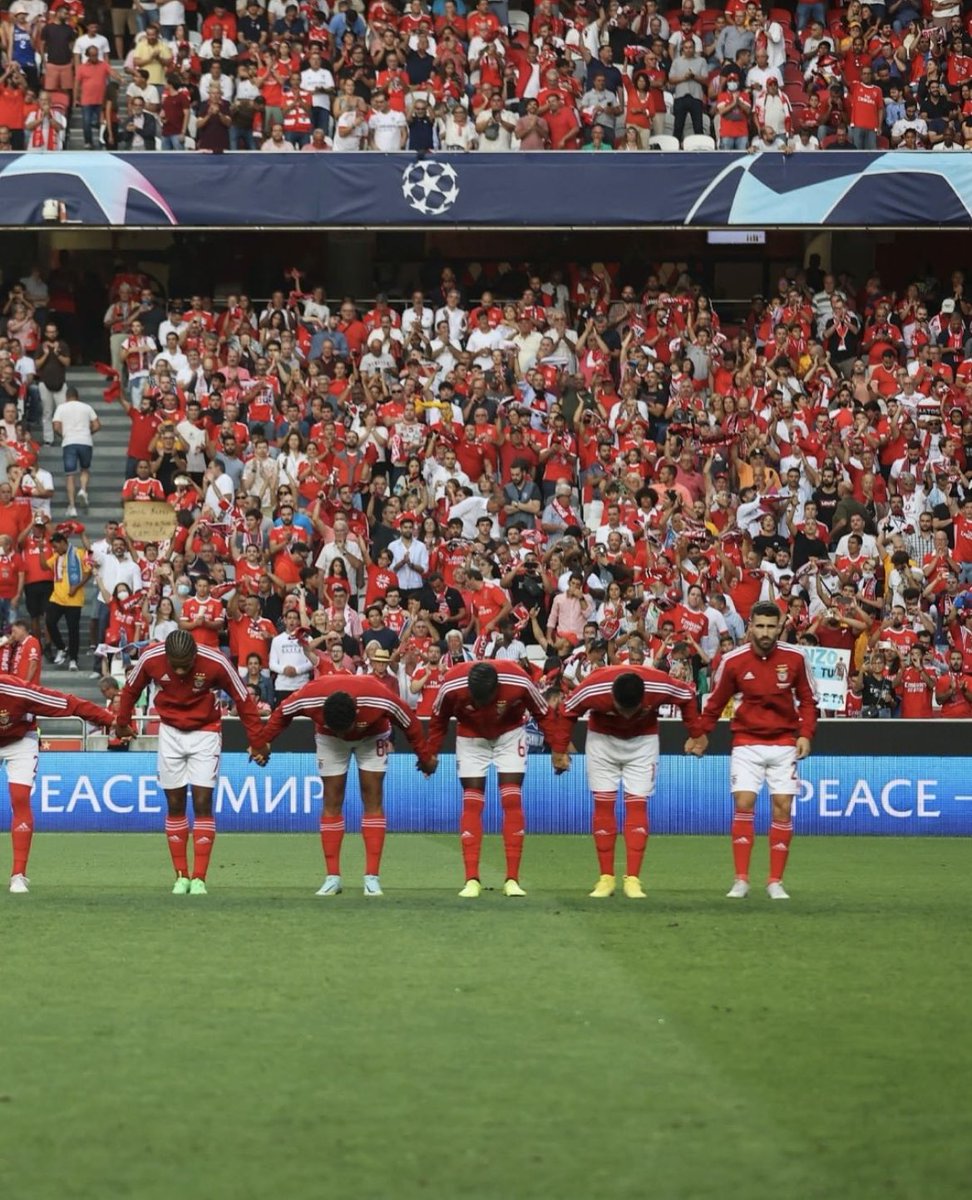 vlachOD1mos's tweet photo. Group stage ✔️
#SLBDynamo #UCL #ChampionsLeague 
#EPluribusUnum 🔴⚪️ 🦅 https://t.co/iWlQAZuKxY