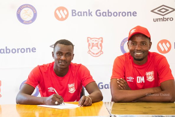 friendsofutball's tweet photo. 🚨JUST IN🚨
🇰🇪 Botswana champions Gaborone United have snapped up Kenyan internationals John Makwata and Duncan Otieno. 
Makwata joins from AFC Leopards while Duncan Otieno was roped in from Kenya Police FC.
All the best in your new work station lads!
#FFP https://t.co/bmVEMGhdgk