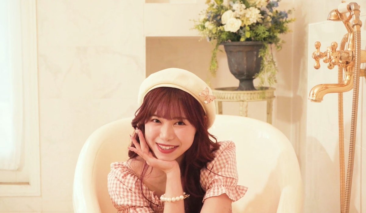 LiellAria's tweet image. tinystep MV しおんちゃん cute moment
しおんちゃんめっちゃ可愛い❤️😭

#GCiB
#GirlsCryingInBathroom
#tinystep