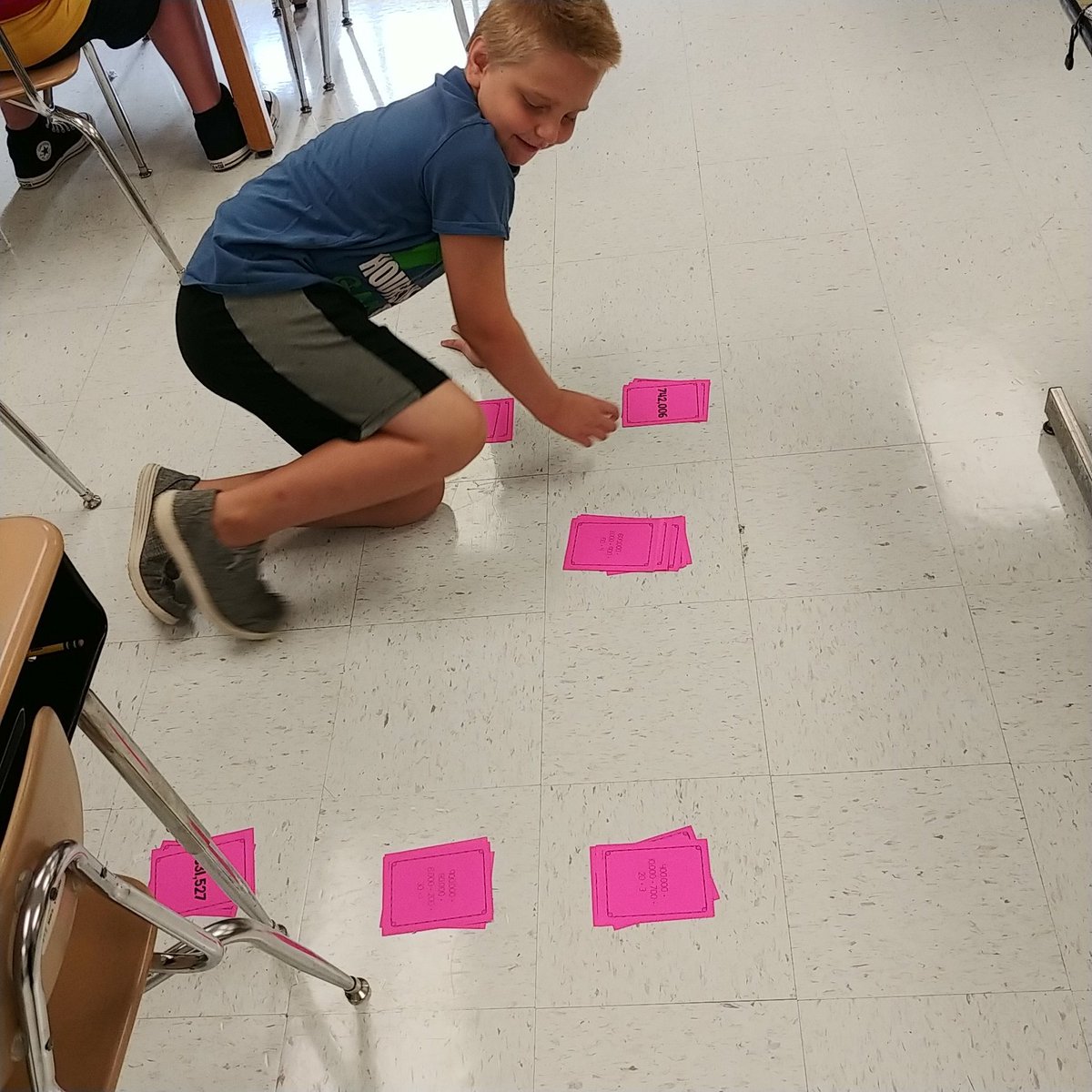 MsLCunningham's tweet photo. Just began our math workstations today. Loved this new take on math centers we saw at this year's instructional fair! @CatoosaSchools @WestSideETweet1 https://t.co/bP1nQFfglu