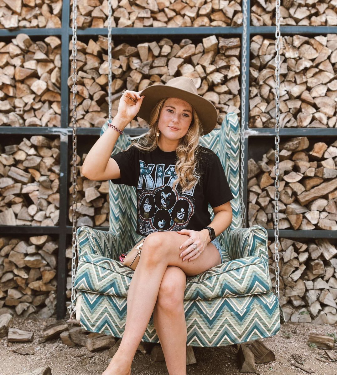 Chi Omega Xi Delta tweet media